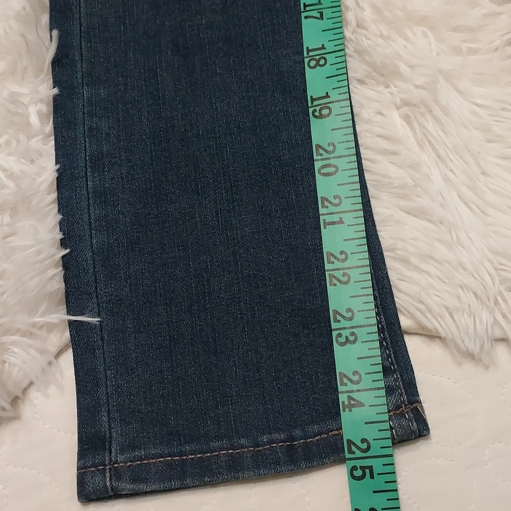 Levi's 711 Skinny Jeans